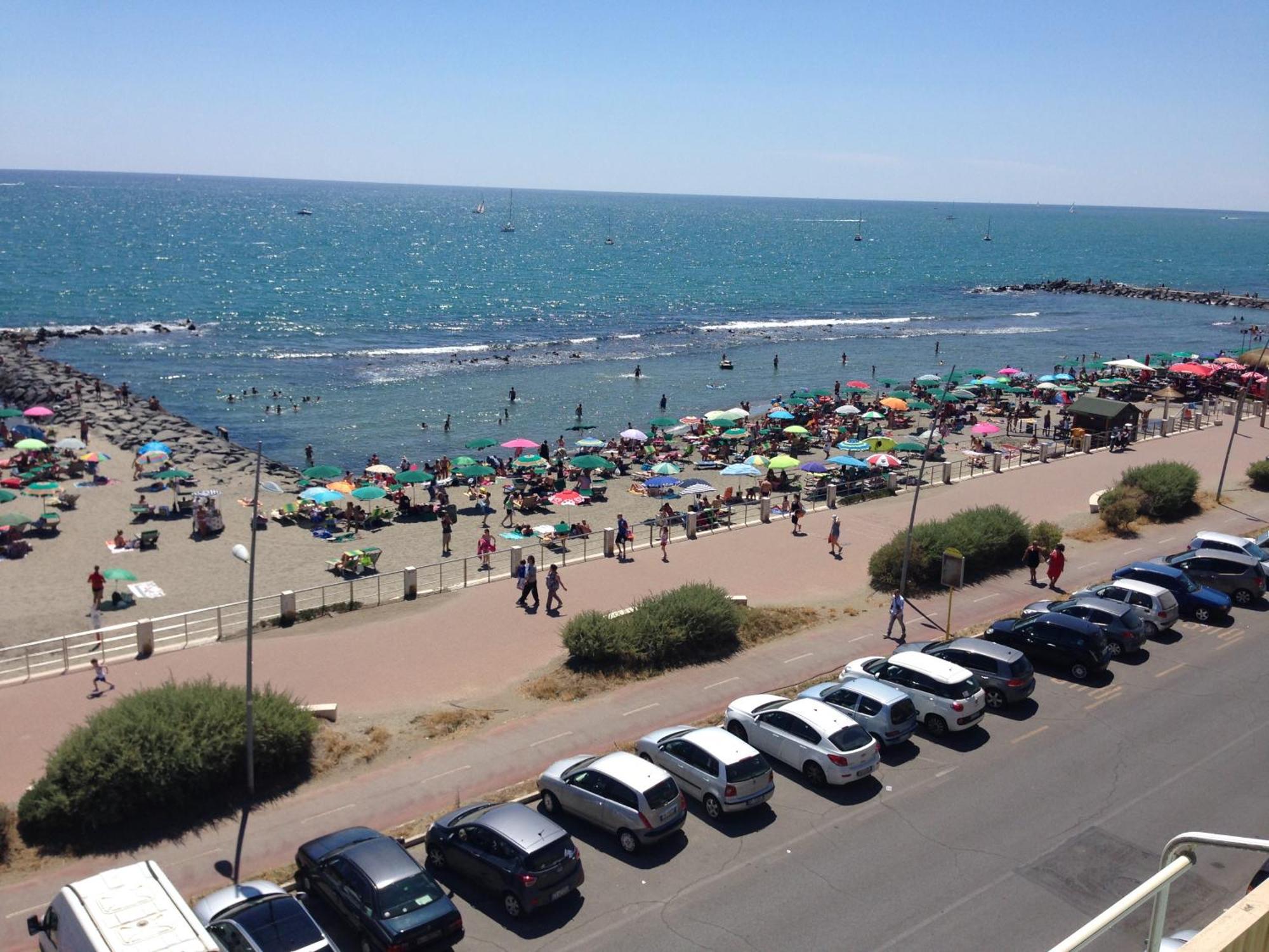 Apartmán Front Sea Luxury Lido di Ostia Exteriér fotografie