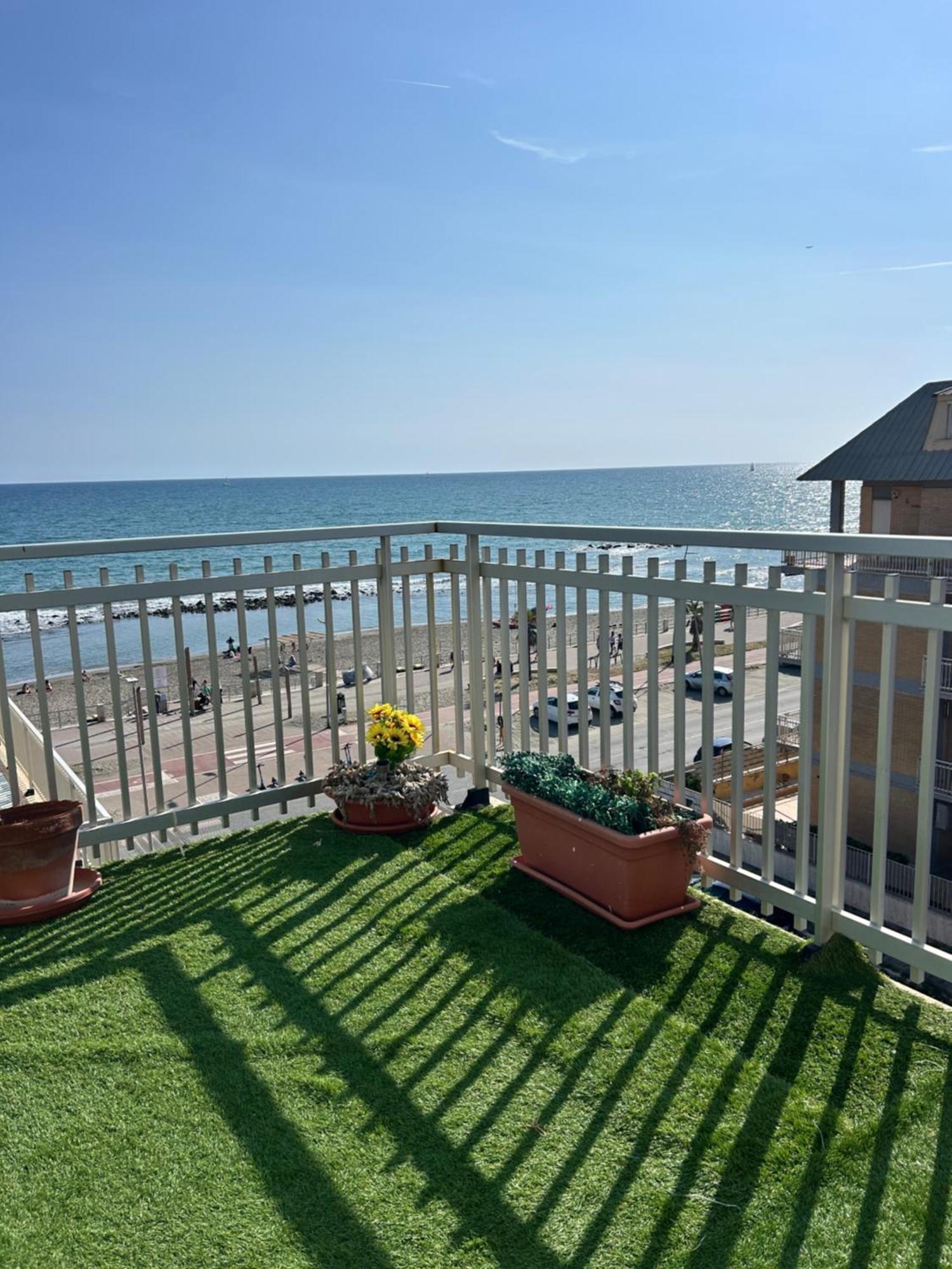 Apartmán Front Sea Luxury Lido di Ostia Exteriér fotografie